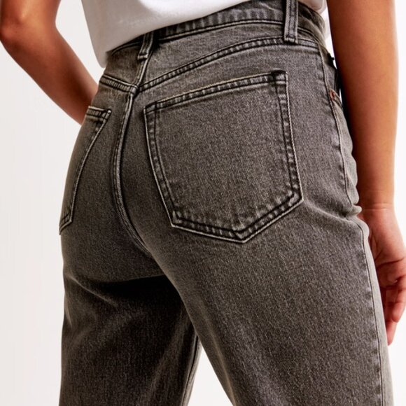 Abercrombie Ultra High Rise 90s Straight Jean - Picture 6 of 7
